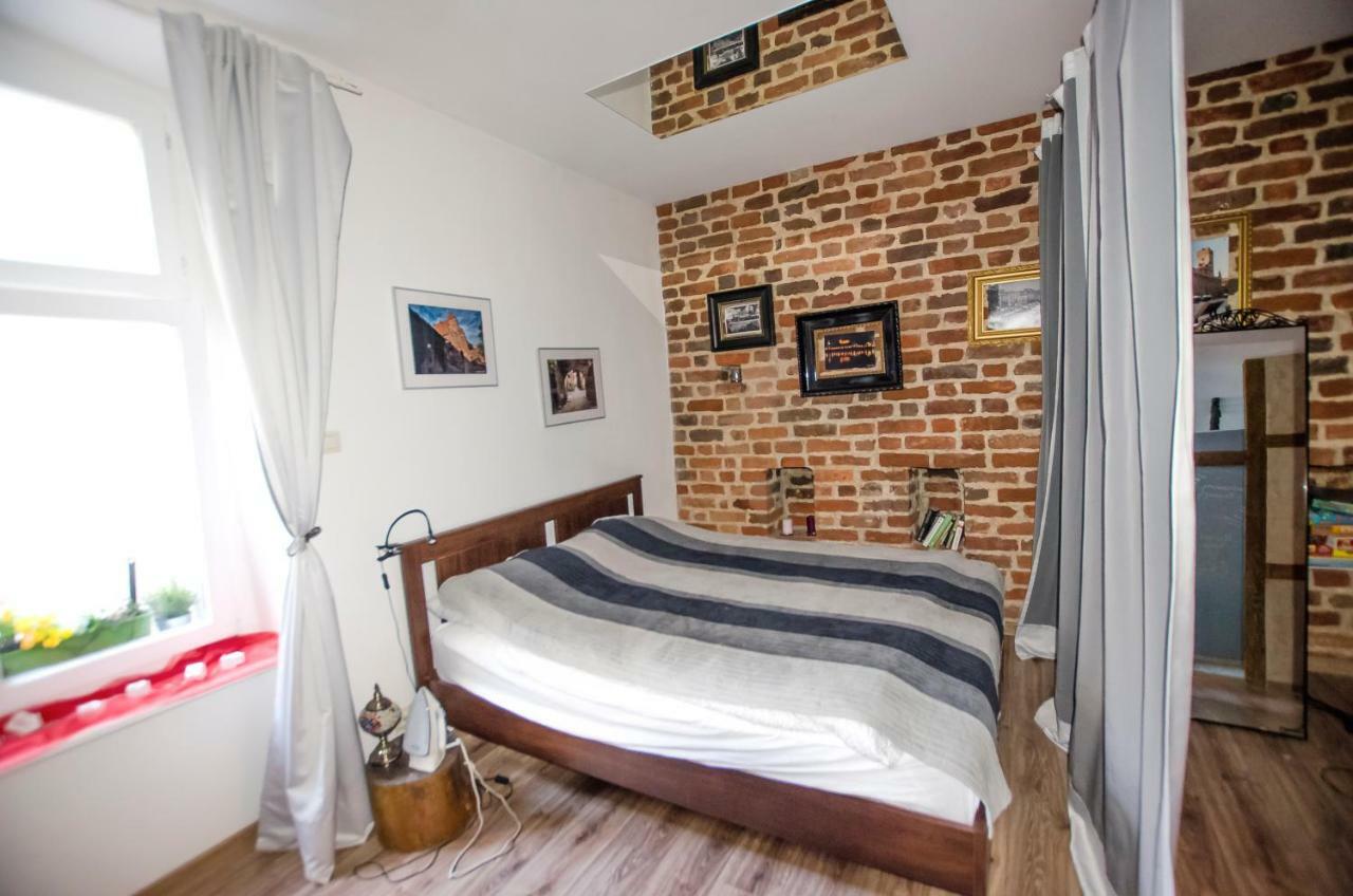 Apartament Gra - Gothic House Stary Toruń Exteriör bild